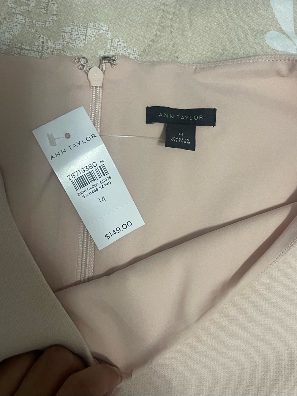 New Ann Taylor Pastel Pink Flare 3/4 Sleeve Boat Neck Flounce Hem Sheath - Picture 7 of 9